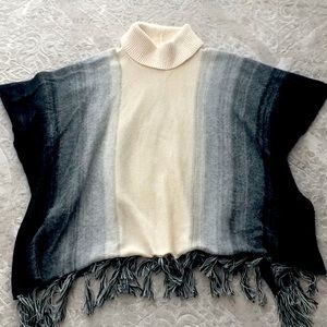 NWOT Indigenous Designs Organic Alpaca Poncho